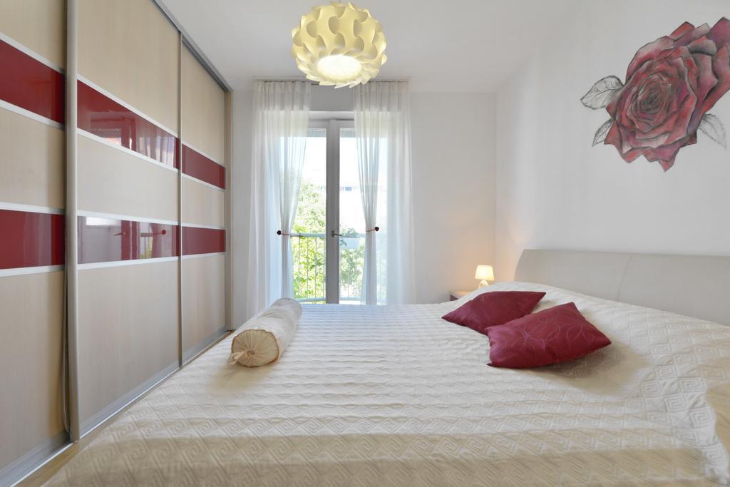 Cozy Beach Apartment Сплит Экстерьер фото