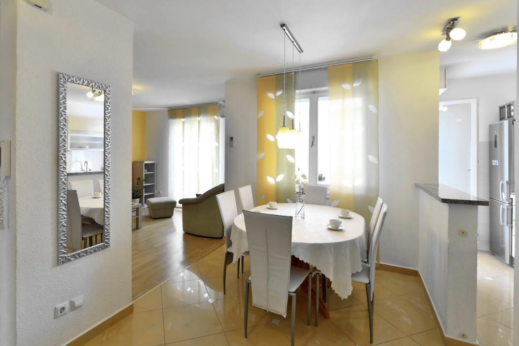 Cozy Beach Apartment Сплит Экстерьер фото