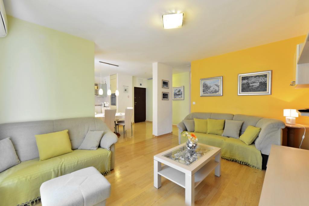 Cozy Beach Apartment Сплит Экстерьер фото