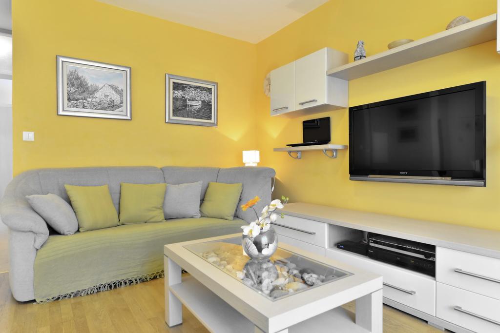 Cozy Beach Apartment Сплит Экстерьер фото